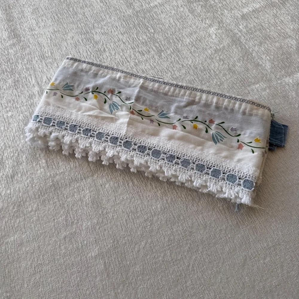 2pc Vintage Floral Curtain Valance Panels 51x5 Blue Lace Cottagecore Farmhouse